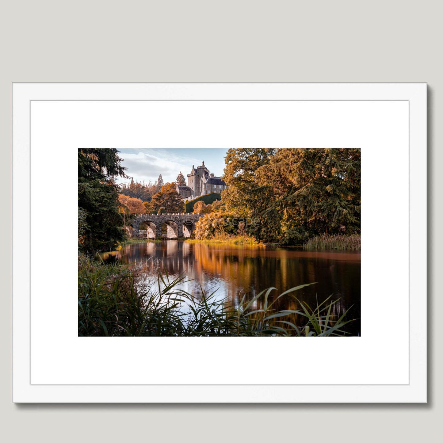 Clan Drummond - Drummond Castle - Framed & Mounted Photo Print 16"x12" White