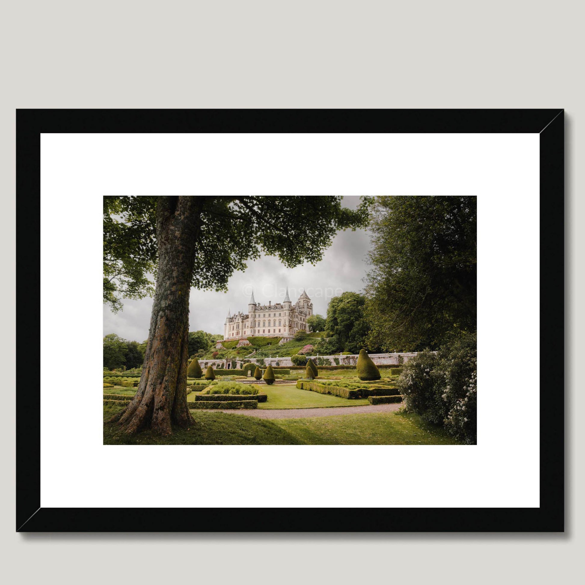 Clan Sutherland - Dunrobin Castle - Framed & Mounted Photo Print 16"x12" Black