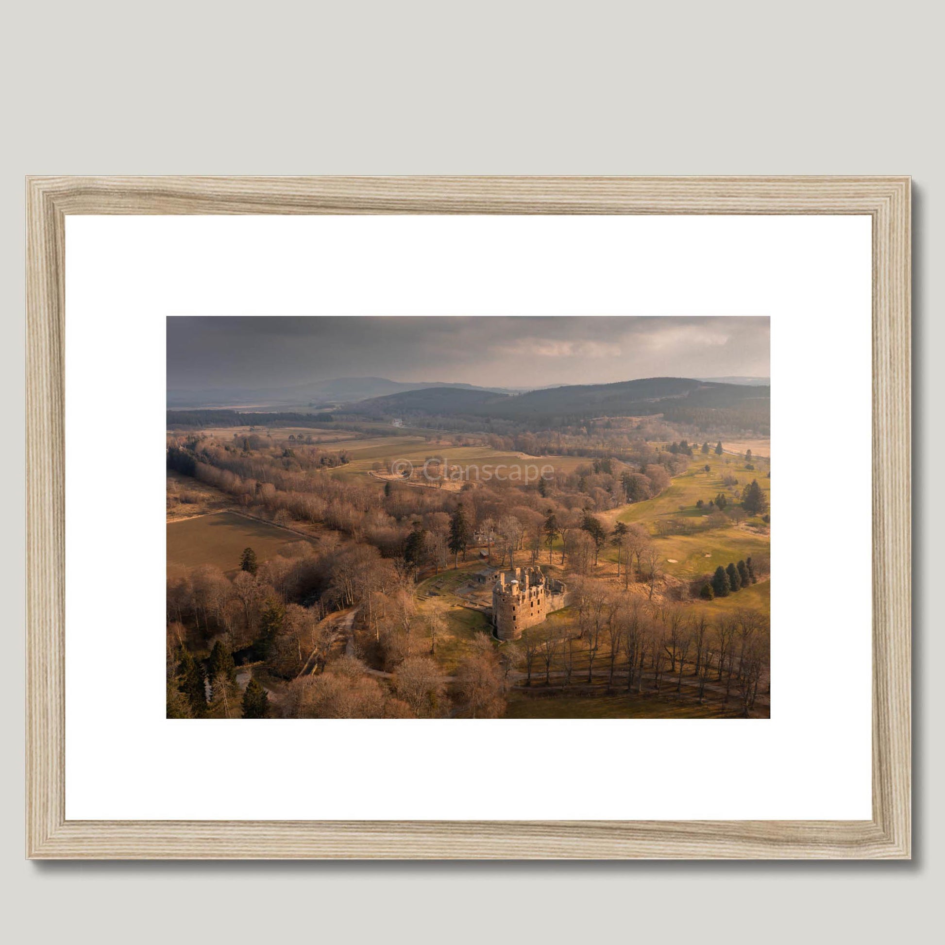 Clan Gordon - Huntly Castle - Framed & Mounted Photo Print 16"x12" Natural