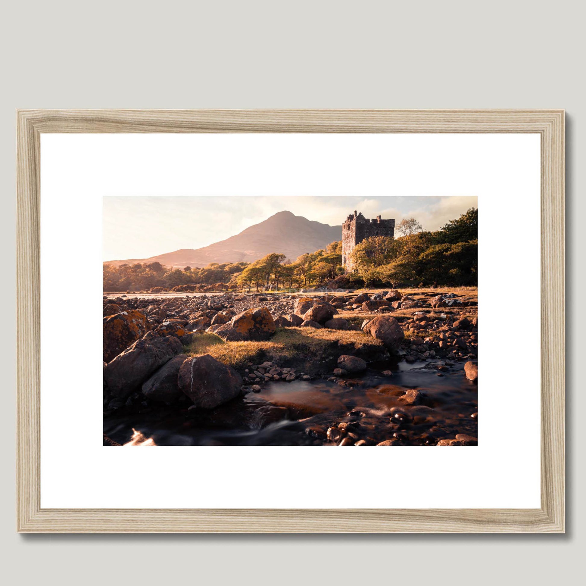 Clan MacLaine of Lochbuie - Moy Castle - Framed Photo Print 16"x12" Natural