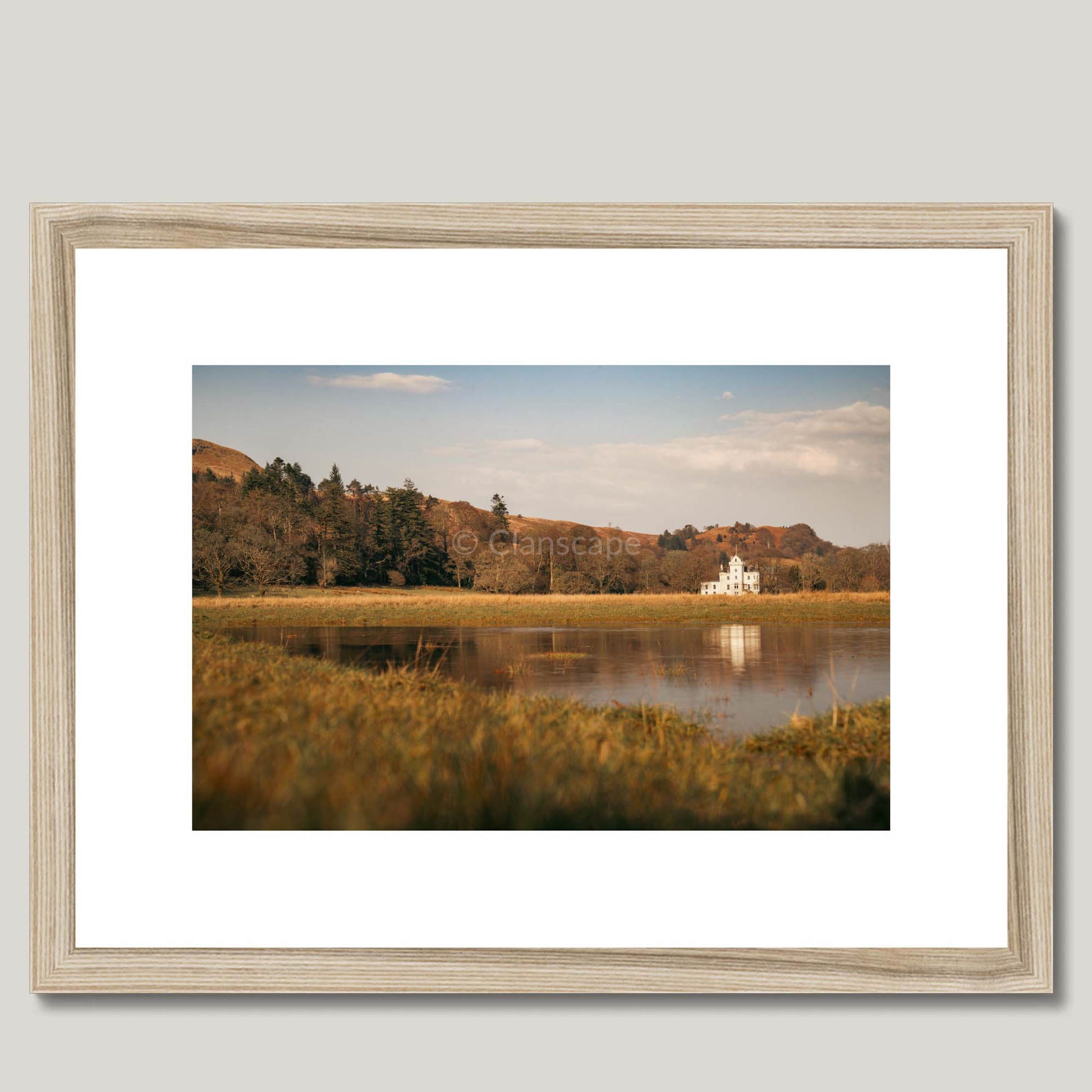 Clan MacLachlan - New Castle Lachlan - Framed & Mounted Photo Print 16"x12" Natural